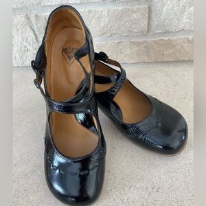 John Fluevog Operetta Malibran Black PATENT leather Buckle Mary Jane Heels 9